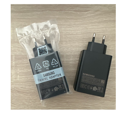 Imagine Incarcator retea 65 W trio Super Fast Charge 1x USB-C 65W 1x USB-C 25W 1x USB-A 15W, compatibil cu Samsung, Huawei, Xiaomi, Oppo, Bulk